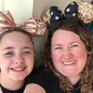 Meet your Posher, Adrienne